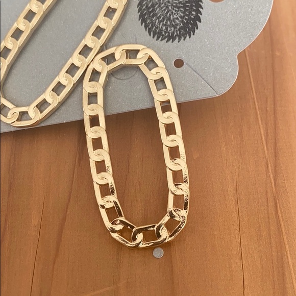 Chain link hoop fashion earrings - Picture 4 of 4